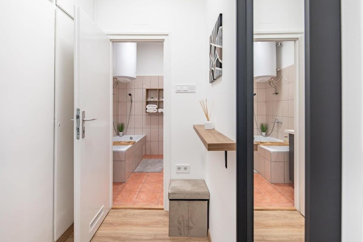 Cozy - Close To River - Easy Parking Appartement Budapest